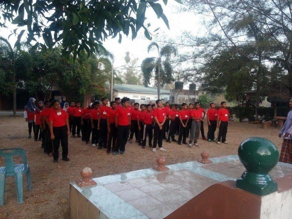 D Kuala Resort Pasir Puteh Luaran gambar
